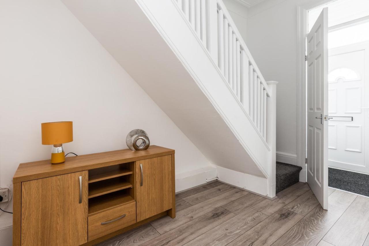 Connaught House - Wi-Fi, Parking, Contractors Villa Preston  Eksteriør bilde
